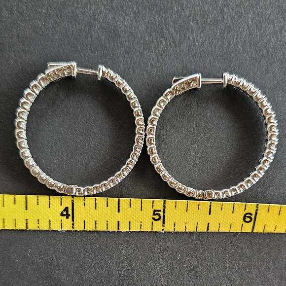 Sterling Silver Rhodium-plated CZ In and Out Hinged Hoop Earrings - Picture 6 of 6